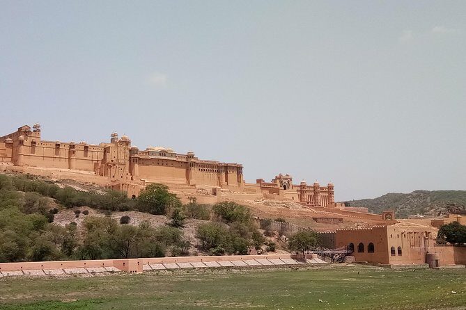 Jaipur Sightseeing Tour with Private Car and Driver - Pickup, Timing, and How to Stay Comfortable