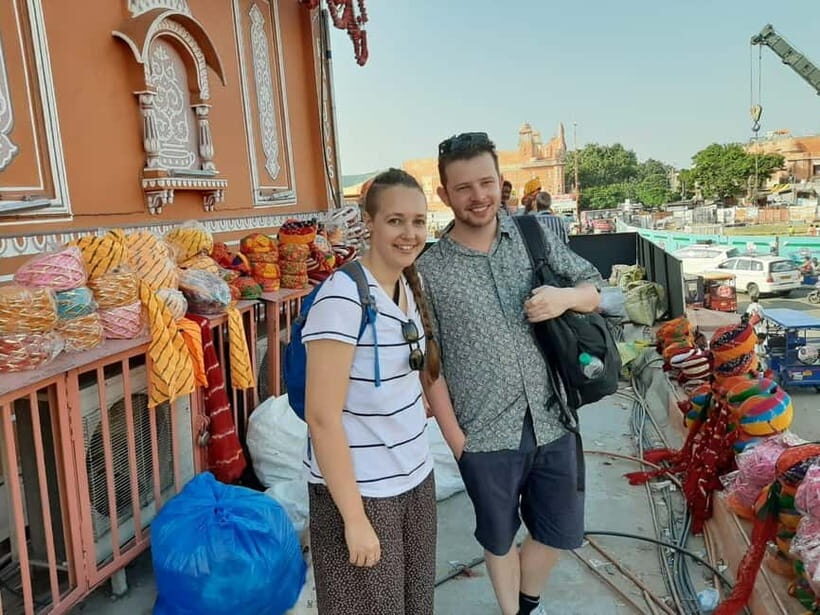 Jaipur: Spice Market and Street Food Walking Tour - Shri Chandpol Hanuman Ji Temple to the Spice Market: a smart way to start
