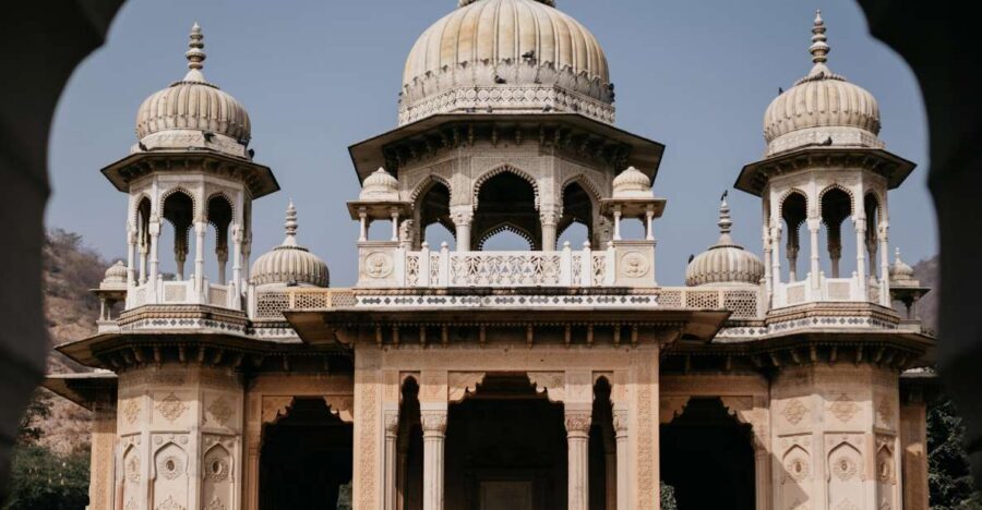 Jaipur: Temple Tour - Tarkeshwar Mahadev Temple: puja first, then you understand everything else