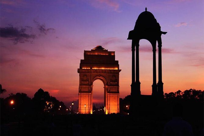 Jaipur to Agra by Car - The route to Agra, plus optional time for Fatehpur Sikri