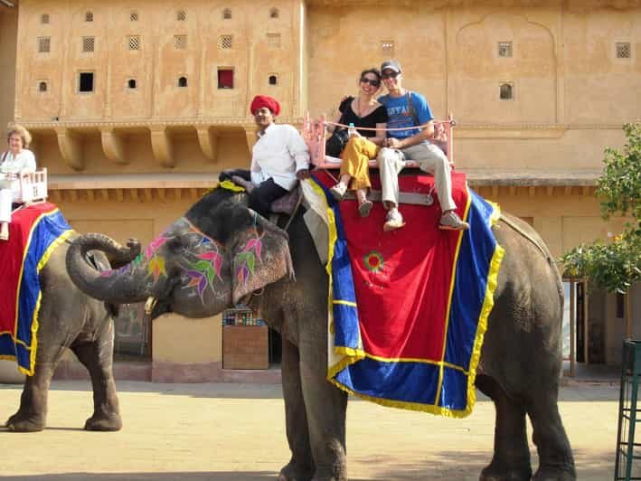 Jaipur Tour ( Pink City ) by Car From Delhi - All Inclusive - Getting Oriented in Jaipur: Jantar Mantar in Guided Time