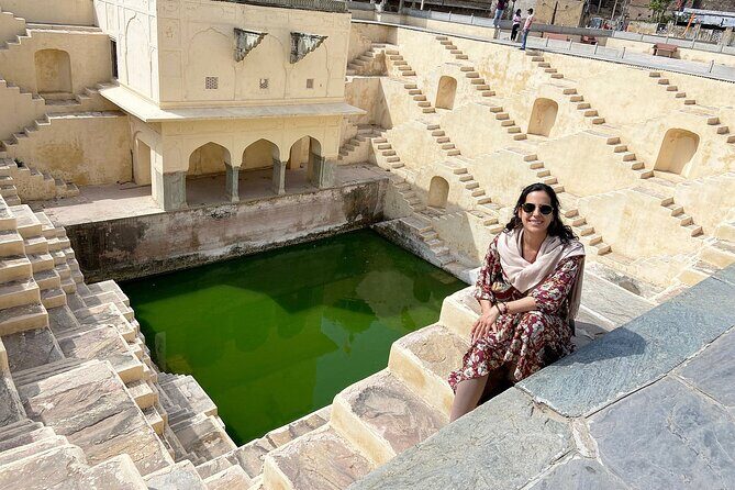 Jaipur Tuk Tuk Sightseeing Tour with Monkey Temple Sunset View - Jal Mahal: Short Stop, Great Water-Front Photos