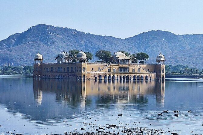 Jaipur Tuk Tuk Sightseeing Tour with Monkey Temple Sunset View - Galtaji (Monkey Temple) at Sunset: The Evening Payoff