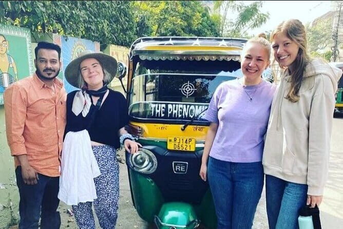 Jaipur Tuktuk Local Sightseeing Day Tour - Key things you’ll notice on this Jaipur tuk-tuk day