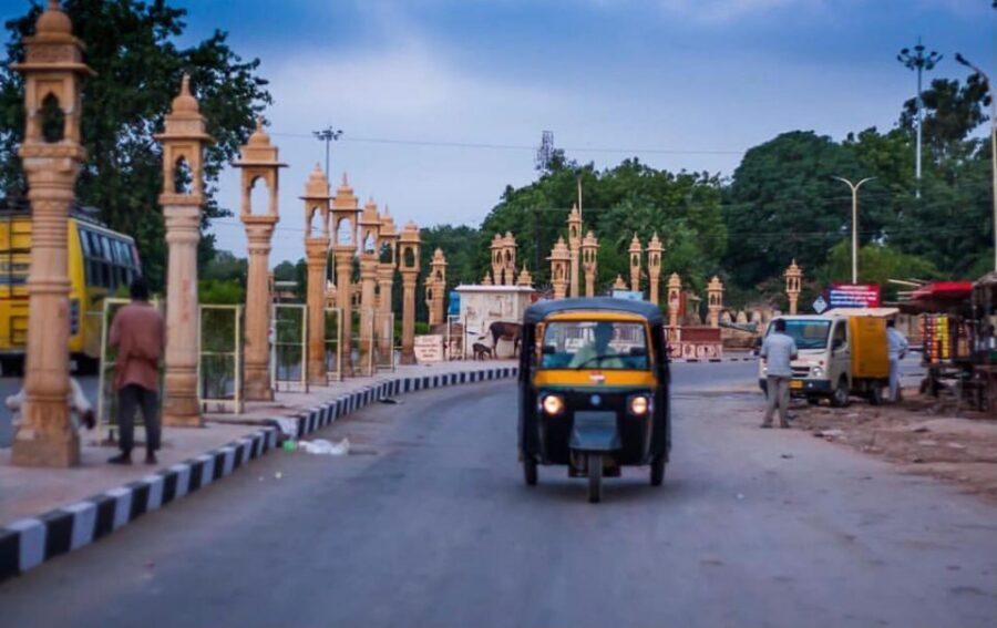Jaisalmer: City Full-Day Trip by Tuk-Tuk - Nathmal Ki Haveli: shorter visit, strong payoff for architecture fans