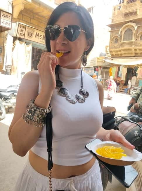 Jaisalmer Food Tour: Taste the Flavors of the Golden City! - Jaisalmer food tour from Gopa Chowk: the smart 2-hour format