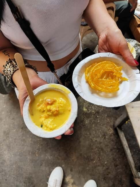 Jaisalmer Food Tour: Taste the Flavors of the Golden City! - Gol Gappa and Thaggu ke Samose: street snacks that tell you how locals eat