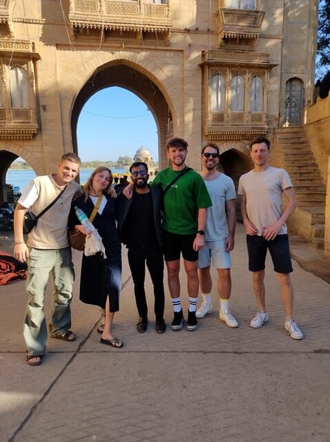 Jaisalmer Walking Tour: A Stroll Through Time and Culture - Chai and local café time: a small extra that helps