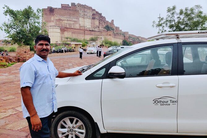 Jodhpur Authentic Shopping Day Tour - Getting Picked Up and Getting Oriented in Jodhpur