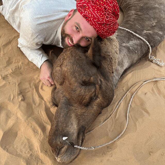 Jodhpur Desert Camel Safari With Cooking Class With Sumer - Camel safari in the Thar Desert: one hour that feels bigger