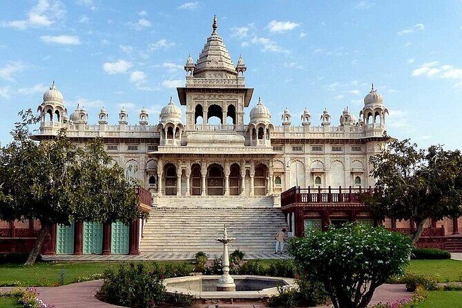 Jodhpur Experience with bantu private tour - Pachetia Hill and Navchowkiya: chasing the blue-city angles