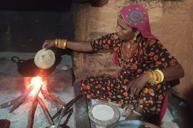 Jodhpur overnight desert camping with camel safari Jodhpur - Morning in a 500-year-old village: rural life before you head back