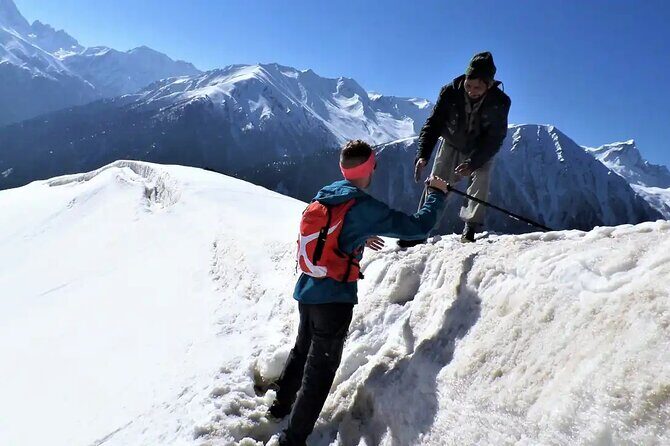 Kashmir Snow Trek - Day 3: Bodpathri to Trunkhol along the old Gangabal trail