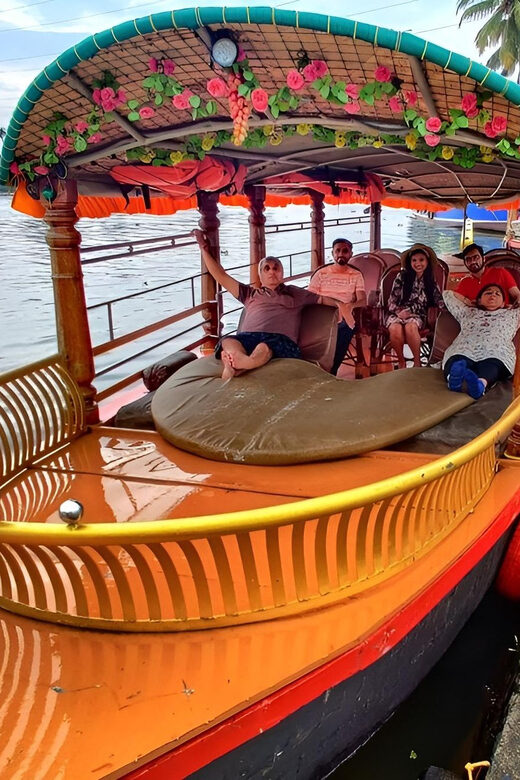 Kerala: Alappuzha River Cruise with Village Walk - The village walk stop: what to expect and what to confirm