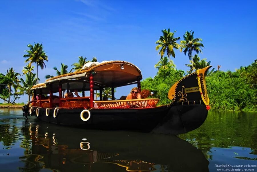 Kerala: Alappuzha River Cruise with Village Walk - Sunset on the backwaters: why the timing is the whole point