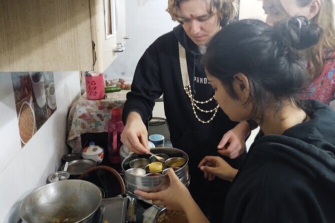 Kitchen is Yours Cooking class in Jaipur with Pickup & Drop - Start the right way: welcome drinks and what you’ll cook