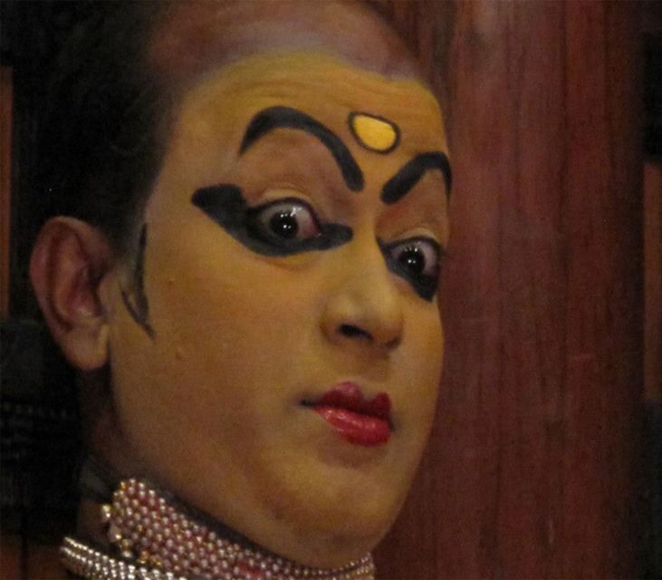 Kochi: Kathalki Theatre and Dinner Experience - Dinner after Kathakali: fixed-menu South Indian, with a couple of watch-outs