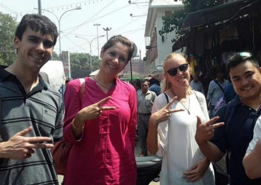 Kochi: Local Street Food Guided Walking Tour with Tastings - Tea in a clay pot: chai with a side of views