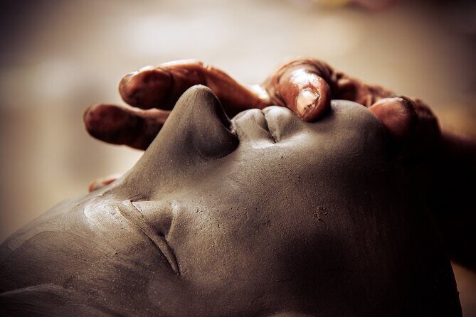 Kolkata 3-Hour Tour of Kumortuli - The Goddess Beckons - Why Kumortuli matters for Kolkata’s Durga Puja idols
