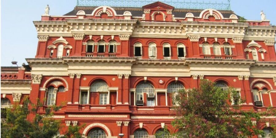 Kolkata: Guided Heritage Walking Tour - Starting at Writers Building: the walk begins where power ran the day
