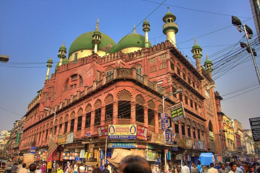 Kolkata: Spiritual World of Kolkata Sightseeing Tour - The rhythm of an 8-hour road trip (and where time can feel tight)