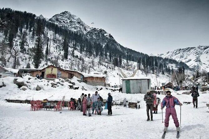 Kullu Manali Tour Package - From Delhi to the Mountains by Volvo Night Bus