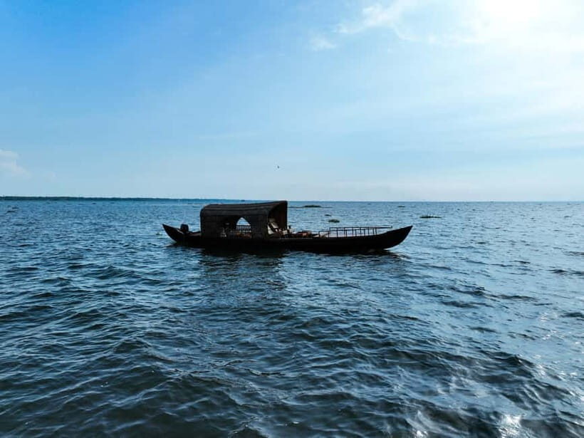 Kumarakom: Sunset Cruise with Village Life and Local Food - The 3-Hour Flow: Pickup, Photo Stop, Cruise, Food, Sunset