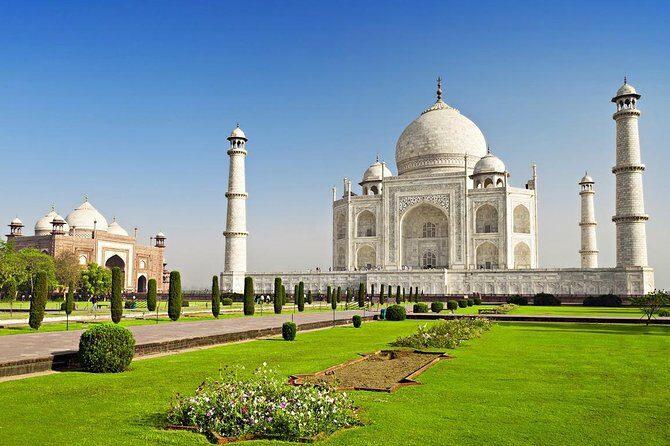 Language Tour Guides - Price and value: $20 a person is about what’s included