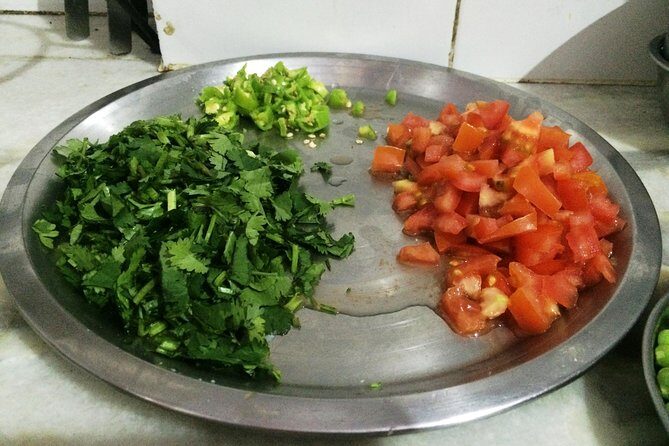 Large Group / Family Vegetarian Cooking Class in Jaipur with an Expert Home Cook - Key highlights at a glance