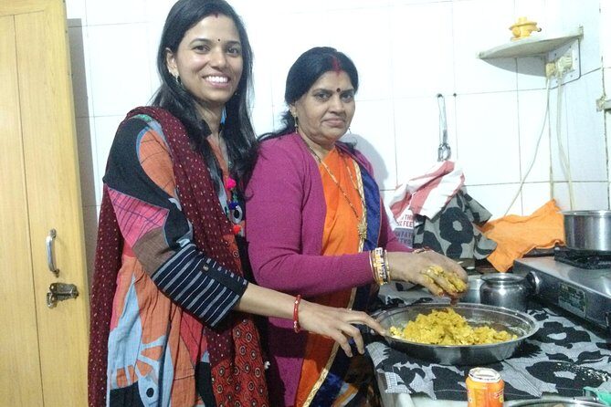 Large Group / Family Vegetarian Cooking Class in Jaipur with an Expert Home Cook - Step into a real Jaipur home kitchen