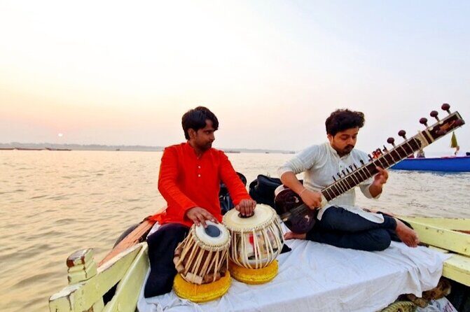 Learn to play a traditional indian instrument in Varanasi! - 1-to-1 vs Group Time: How to Get the Most From an Hour