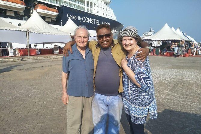 LITTLE KOCHI TUK-TUK TOURS With Pickup from Cruise Ships - Stop 3: Dutch Cemetery—small time, strong atmosphere