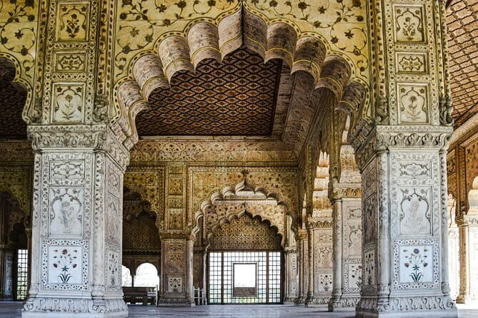 LOCAL Agra :Taj Mahal Sunrise / Sunset Private Tour by Car - Professional Guide Power: Skip the Lines and Keep the Flow Smart