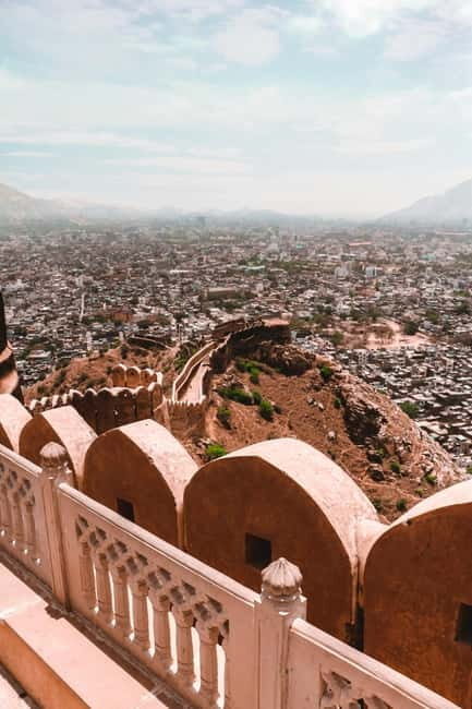 Local Jaipur city sightseeing with options - Comfort Setup: AC Transport, Private Guide, and Included Entry Tickets