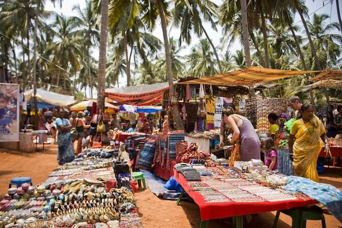Local tour of Goa - TK SPICES: marigold Aarti, plantation walks, and banana-leaf lunch