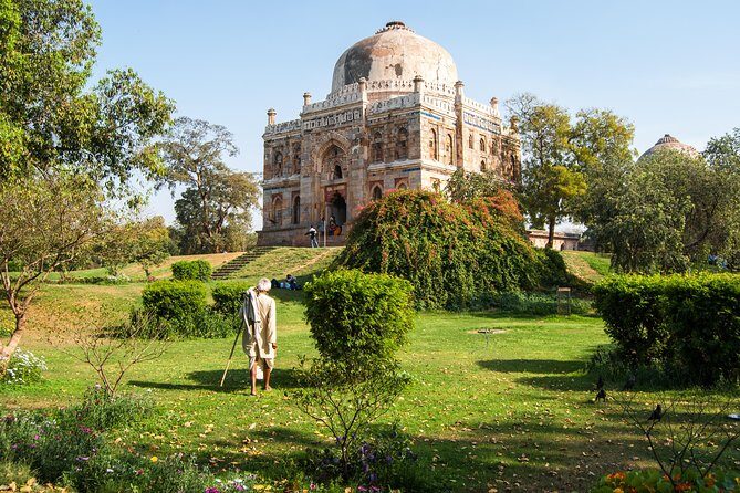 Lodhi Garden Heritage Walk - Street Food Tasting in the Market: How This Stop Improves the Whole Tour