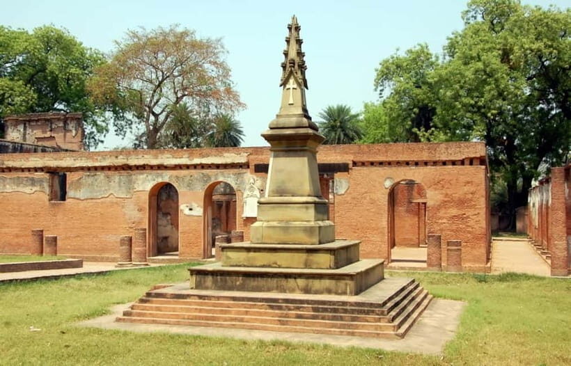Lucknow Colonial Heritage Walk: Guided Tour by Foot - 2 Hours, Small Group, Real Walking Pace: What That Means for Your Day