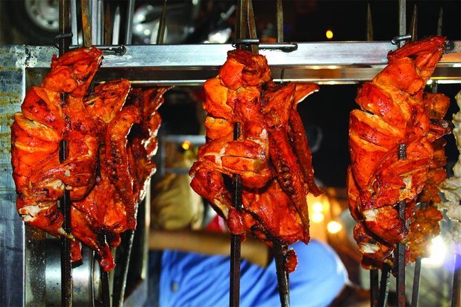 Lucknow Culinary Walk with Food Tastings - What’s actually included: dinner, tastings, and a guide who keeps it clean