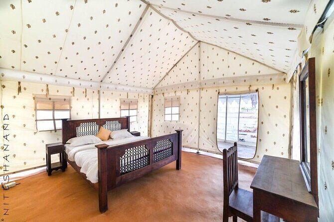 Luxury overnight safari - Luxury desert sleep in Swiss & Arabian tents