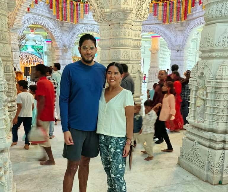 Magical Mathura Vrindavan Tour: Krishna's Homeland - Dwarkadhish Temple: Mathura’s sculpted calm