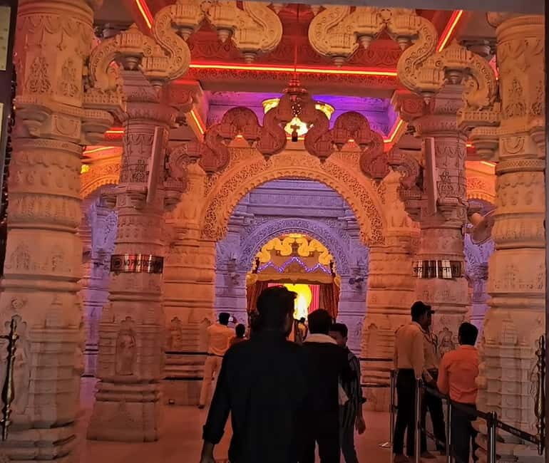 Magical Mathura Vrindavan Tour: Krishna's Homeland - Krishna Janmabhoomi Temple: where the day’s devotion starts