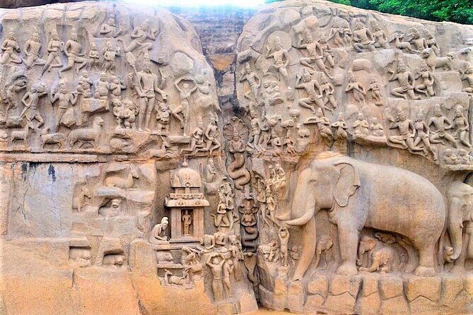 Mahabalipuram walking tour by tourism ministry approved company - Krishna’s Butter Ball: the myth you notice, then the geology you respect