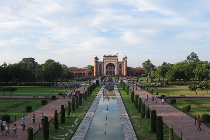 Maharajas & Sadhus - 10 Days Tour of Rajasthan, Agra & Varanasi - Price and logistics: why this feels like value, and what to watch