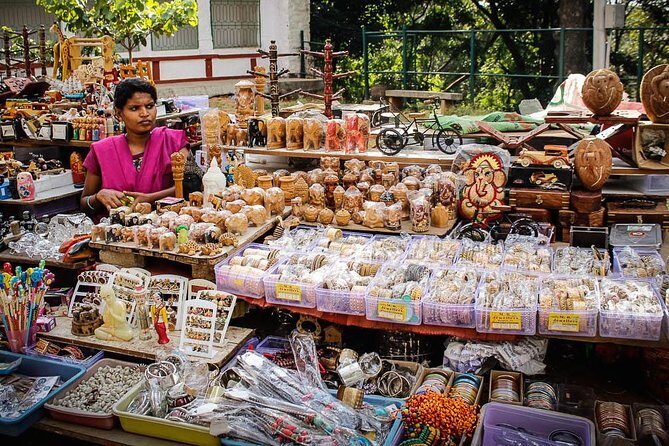 Malleswaram heritage walk, an immersive walking tour in Bangalore - Market Browsing and a Silk Saree Shop (Shopping With Context)