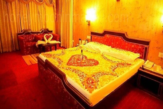 MANALI PACKAGE (3 Nights /4 Days) - Hidimba Devi, a Tibetan Monastery Stop, and Vasisth’s Hot Sulfur Springs