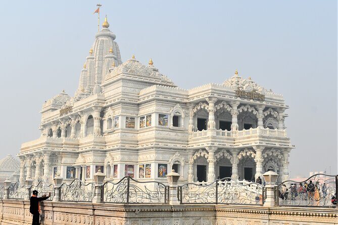 Mathura Vrindavan Divine Love Journey of Radha Krishna From Delhi - Stop 1: Shri Krishna Janmasthan and the birthplace complex