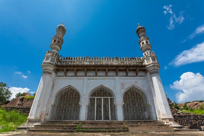 Mesmerising Hyderabad Heritage Cultural Tour with Ethnic lunch - Qutb Shahi Tombs: architecture you can see up close