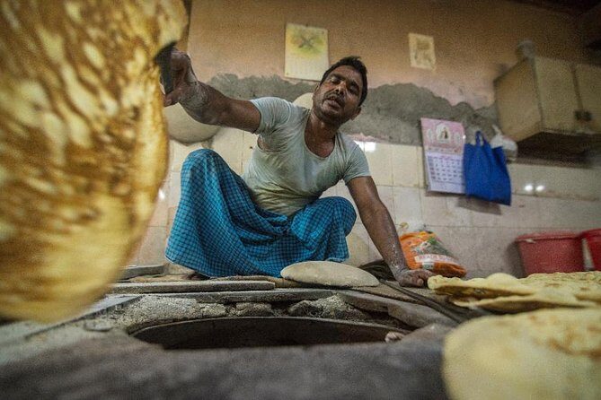 Mohd Ali Road Kebab & Curry Food Trail in Mumbai with Guide - Food Safety With a Guide: What the Operator Promises
