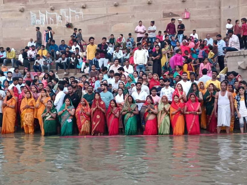 Morning Tour Varanasi - Kashi Vishwanath Temple: when spirituality meets crowd reality