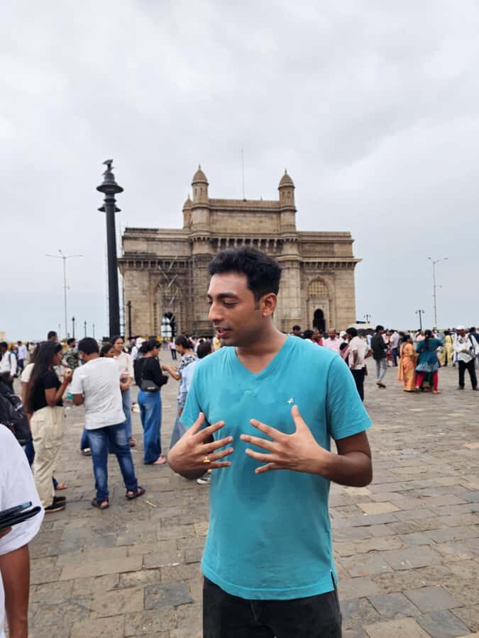Mumbai: A Symphony of Seven Islands - Get Local in One Day - Scene 1: Imperial Bombay from Gateway of India to CST